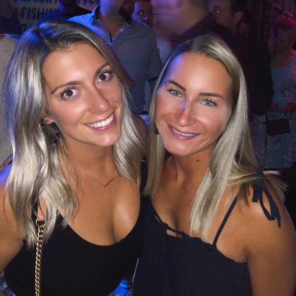 Meet your Posher, Lacey - Picture 5 of 6